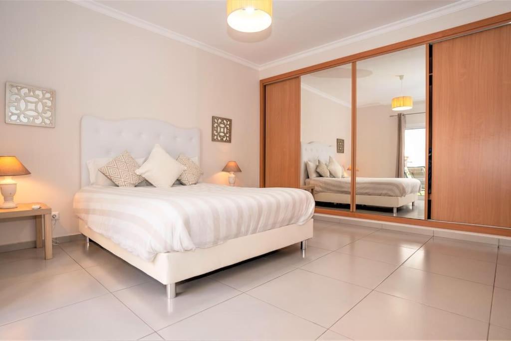 Luxuryvilla With Private Heated Pool And Spa 7P Quarteira Kültér fotó