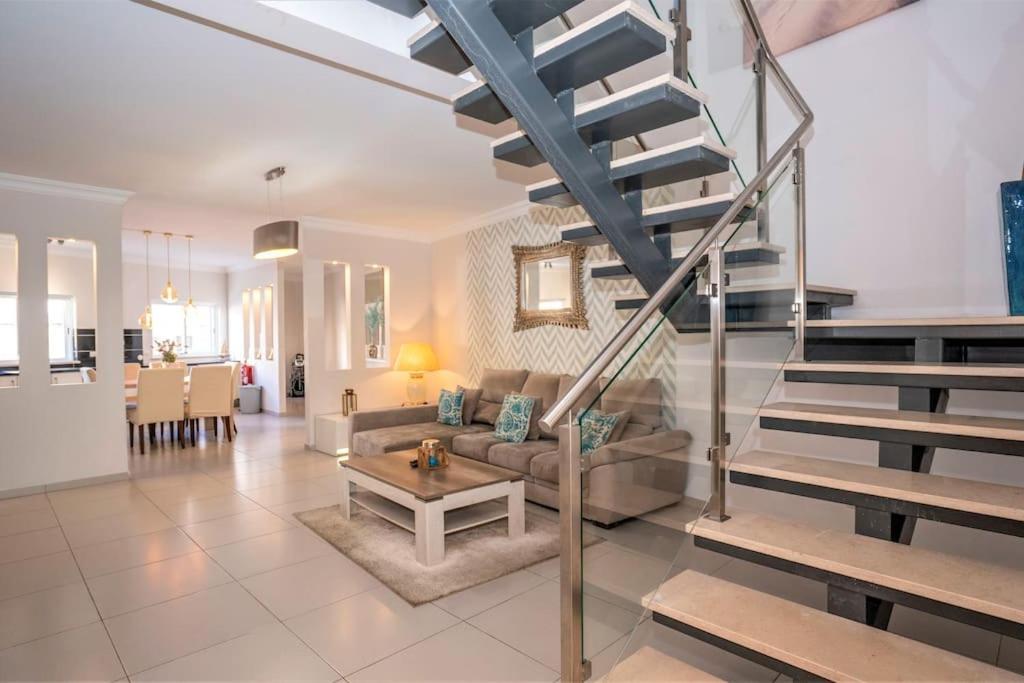 Luxuryvilla With Private Heated Pool And Spa 7P Quarteira Kültér fotó
